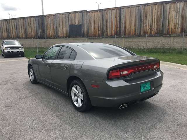 2011 Dodge Charger SE 4dr Sedan